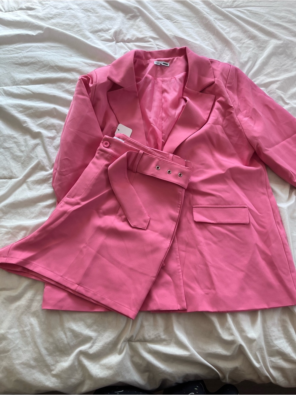 Fashion Nova- Two Piece Pink Women's Blazer and Shorts Set.